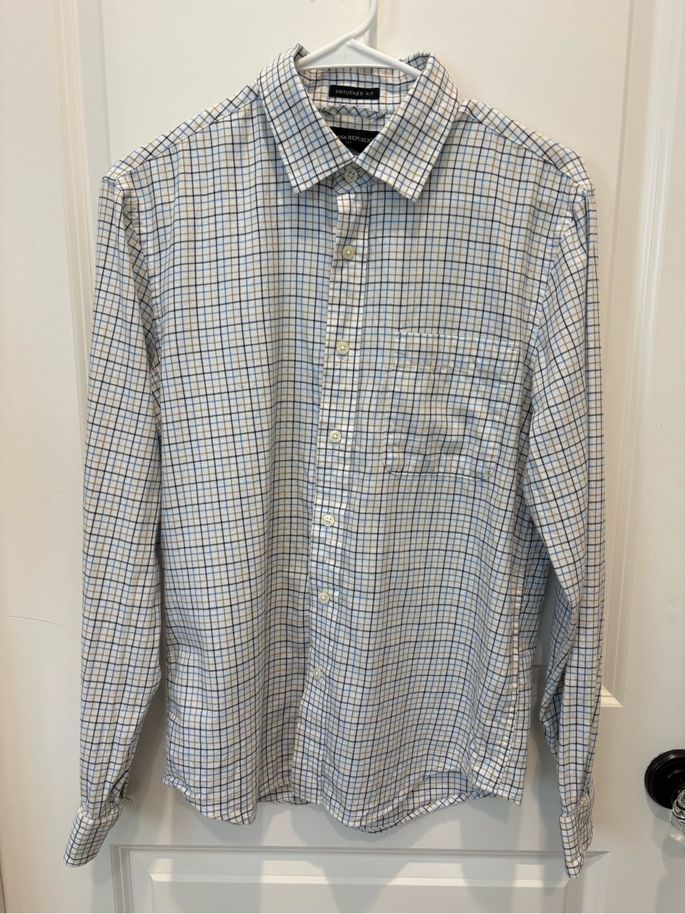Banana Republic Men’s Untucked Fit Plaid Button Down Shirt Small